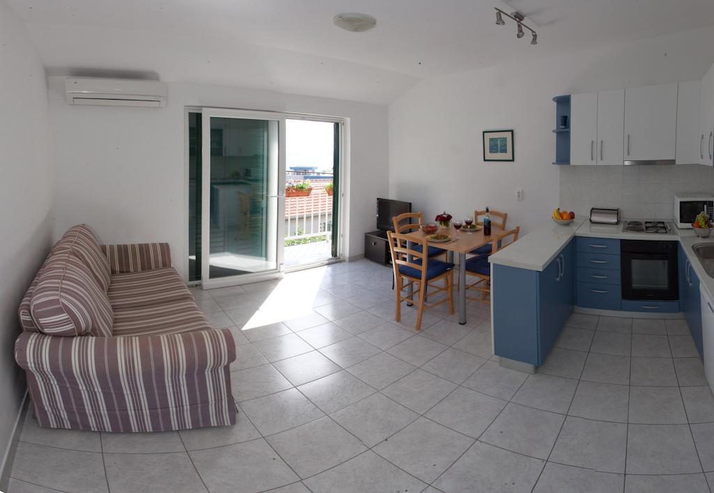 Apartment Firule Sandy Beach สปลิท ภายนอก รูปภาพ