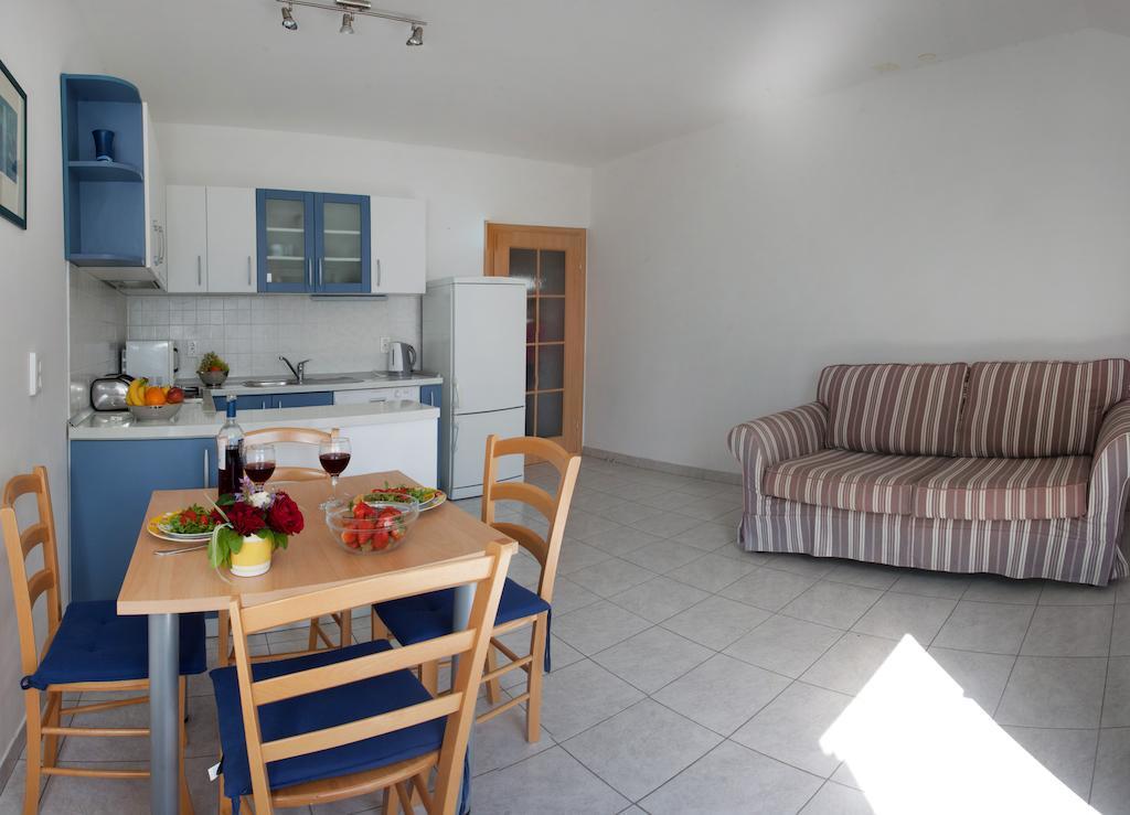 Apartment Firule Sandy Beach สปลิท ภายนอก รูปภาพ