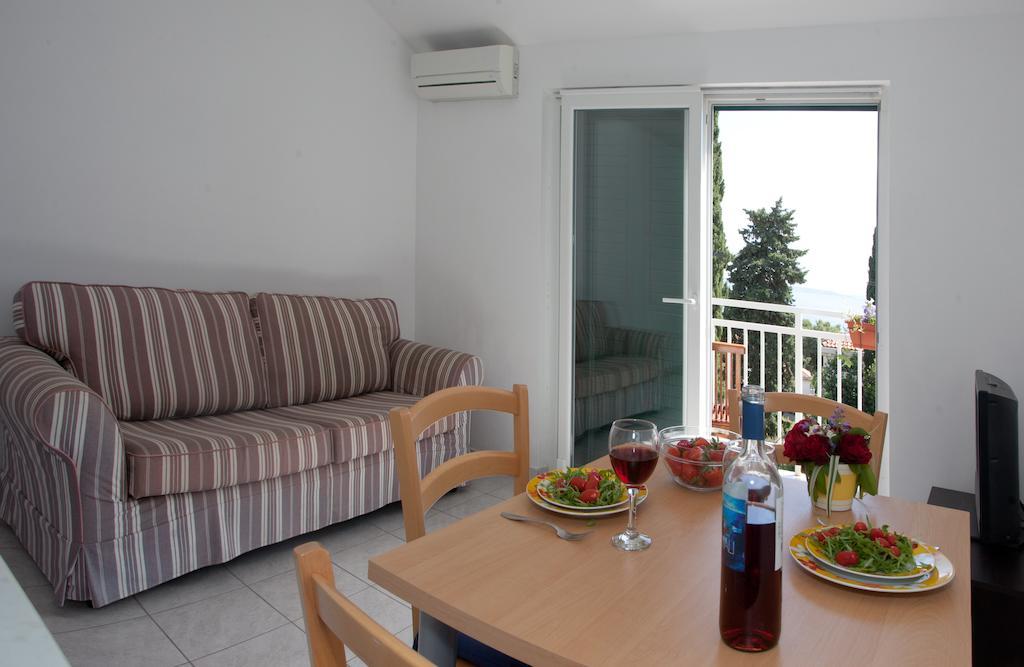 Apartment Firule Sandy Beach สปลิท ภายนอก รูปภาพ