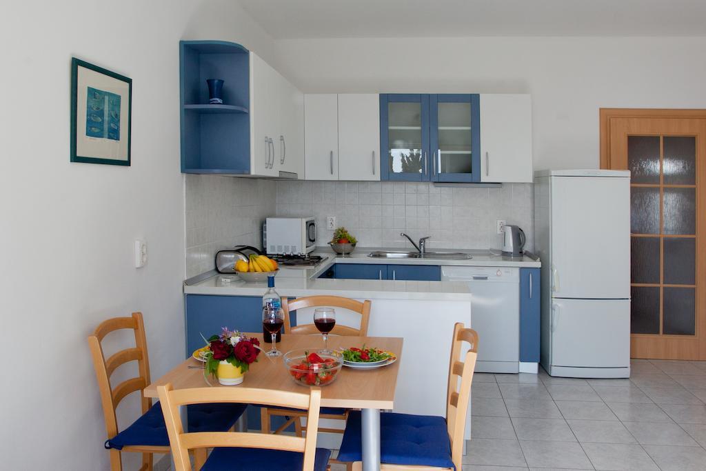 Apartment Firule Sandy Beach สปลิท ภายนอก รูปภาพ