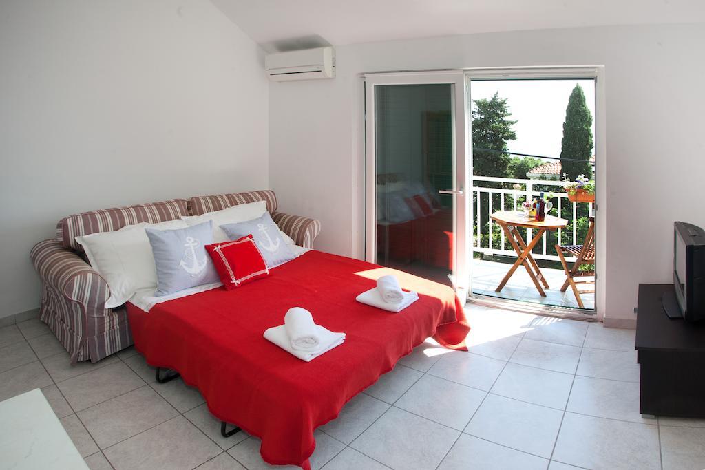 Apartment Firule Sandy Beach สปลิท ภายนอก รูปภาพ